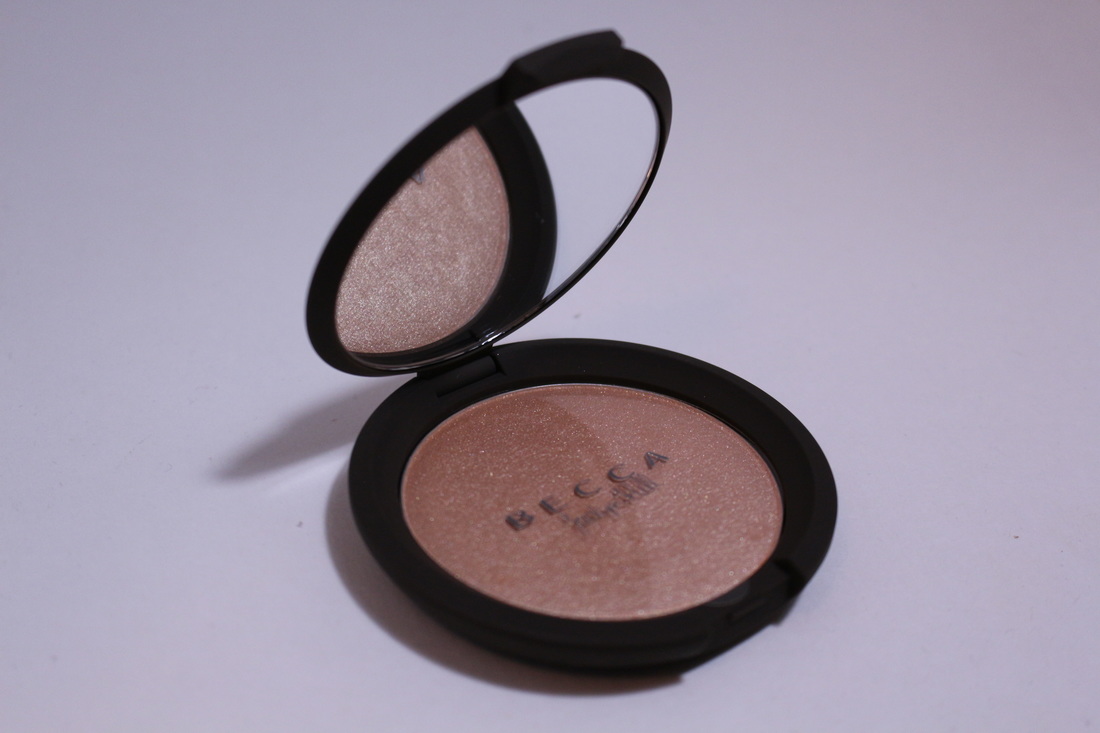 Becca x Jaclyn Hill Champagne Pop Review