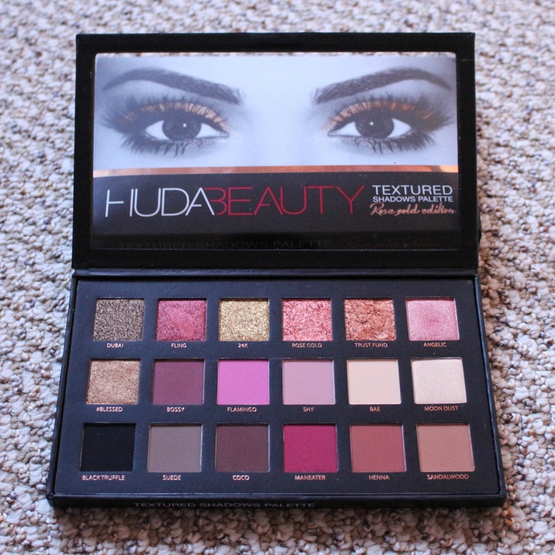 Huda Beauty Textured Rose Gold Eyeshadow Palette Review